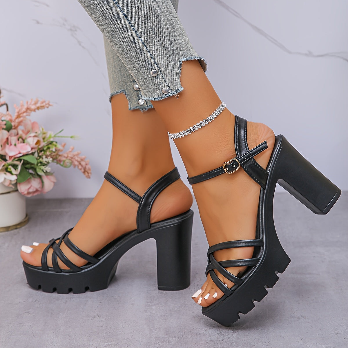 Women's High Heels with Buckle, Thick Heel, Comfortable and Fashionable Casual Shoes