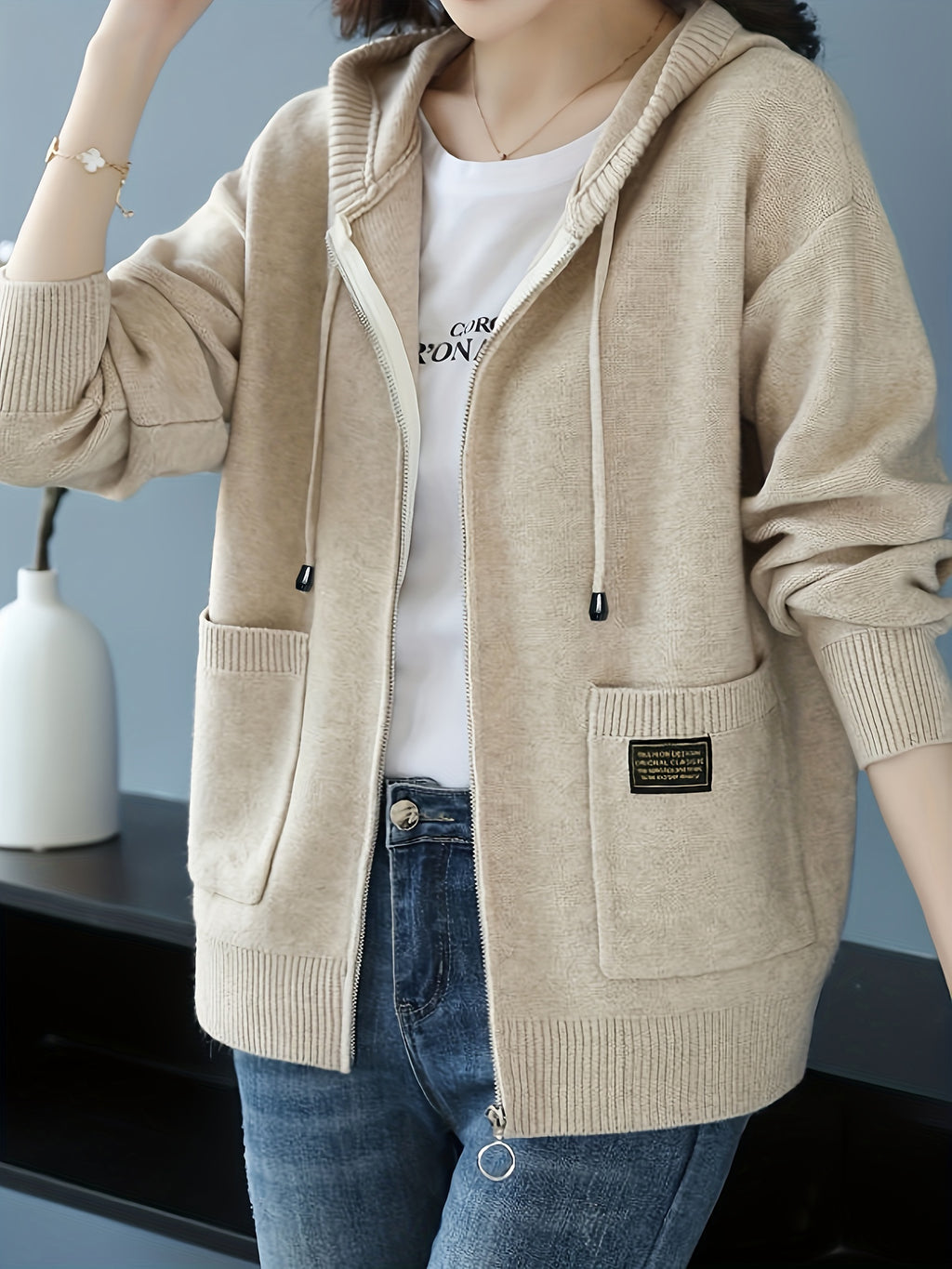 Women's Beige Hooded Cardigan Sweater - Slim Fit Zip-Up Front with Open Collar, Long Sleeve Ribbed & Side Pockets for Spring\u002FFall Transitional Weather, Casual to Professional Outfits, Sweater Cardigan, Casual Attire, Fitted Fashion, Textured Fabric